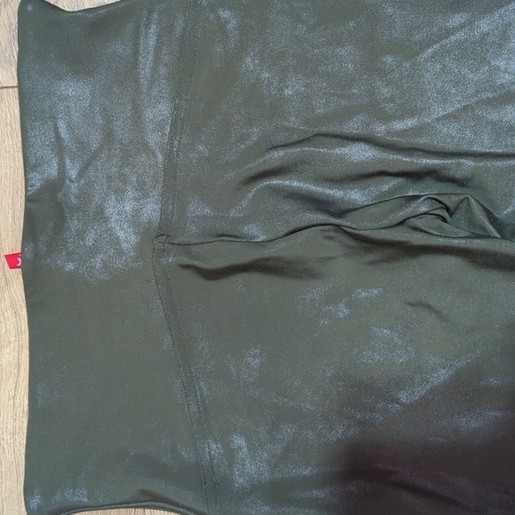 Spanx high rise shine camo dark olive leggings sz L - Picture 5 of 6